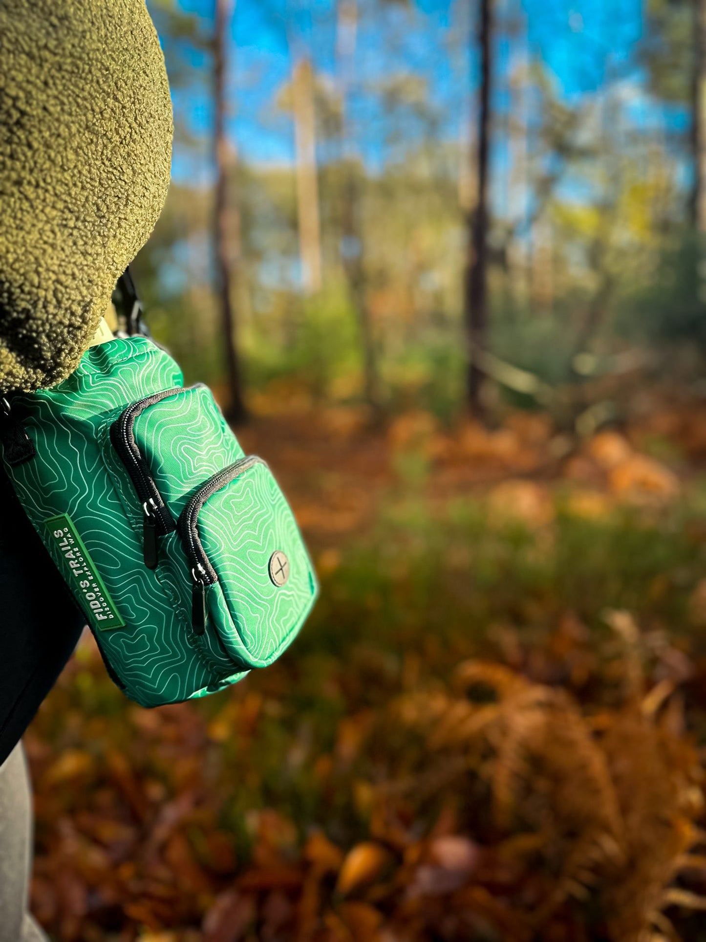 Close-up of Contour Trail pattern on dog water bottle bag, durable and lightweight outdoor design