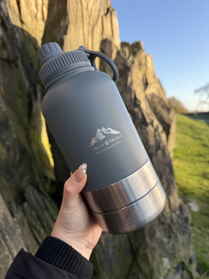 Fido's Trails 3-in-1 Water Bottle with Detachable Bowls – For Dogs & Owners, 1 Litre Mountain Grey